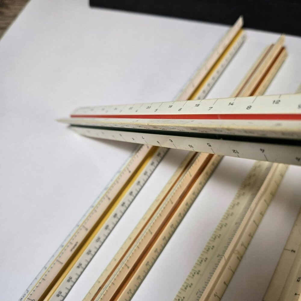 LOT (5) VTG 12" Engineer Architect Triangular Rulers Helix Hughes-Owens Keuffel - Picture 7 of 13